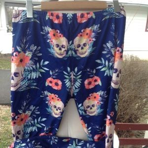 cow cow Pants - Cow cow leggings. cow cow Pants - Cow cow leggings.